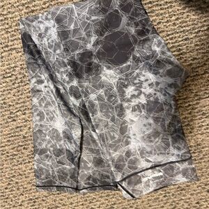 Geometric Patterned Leggings